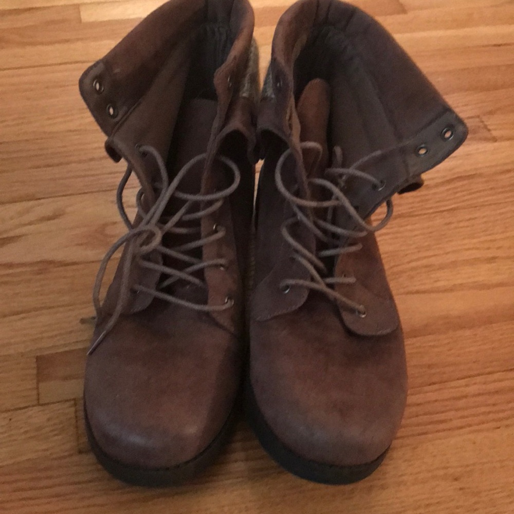 Brown combat boots